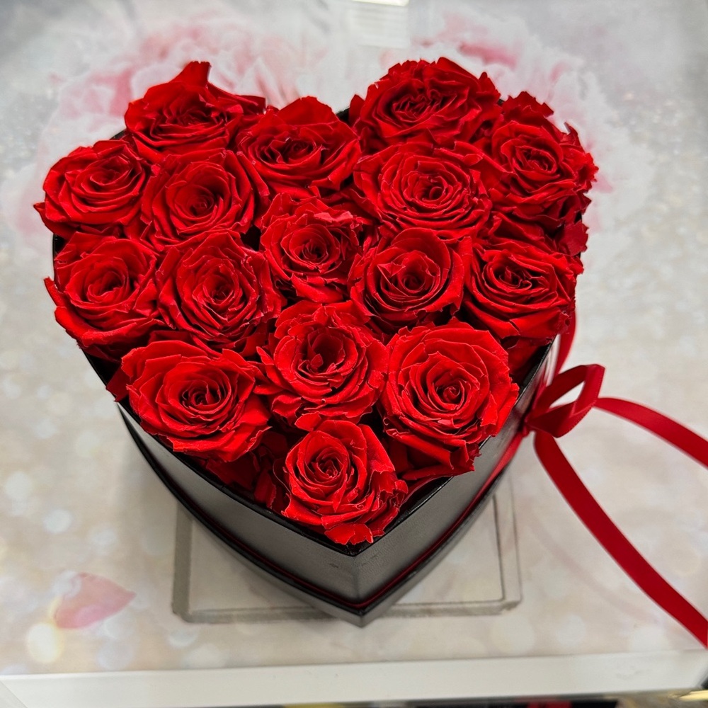 Glamour Boutique Black heart shaped and forever Red roses Gift Box elevate love!